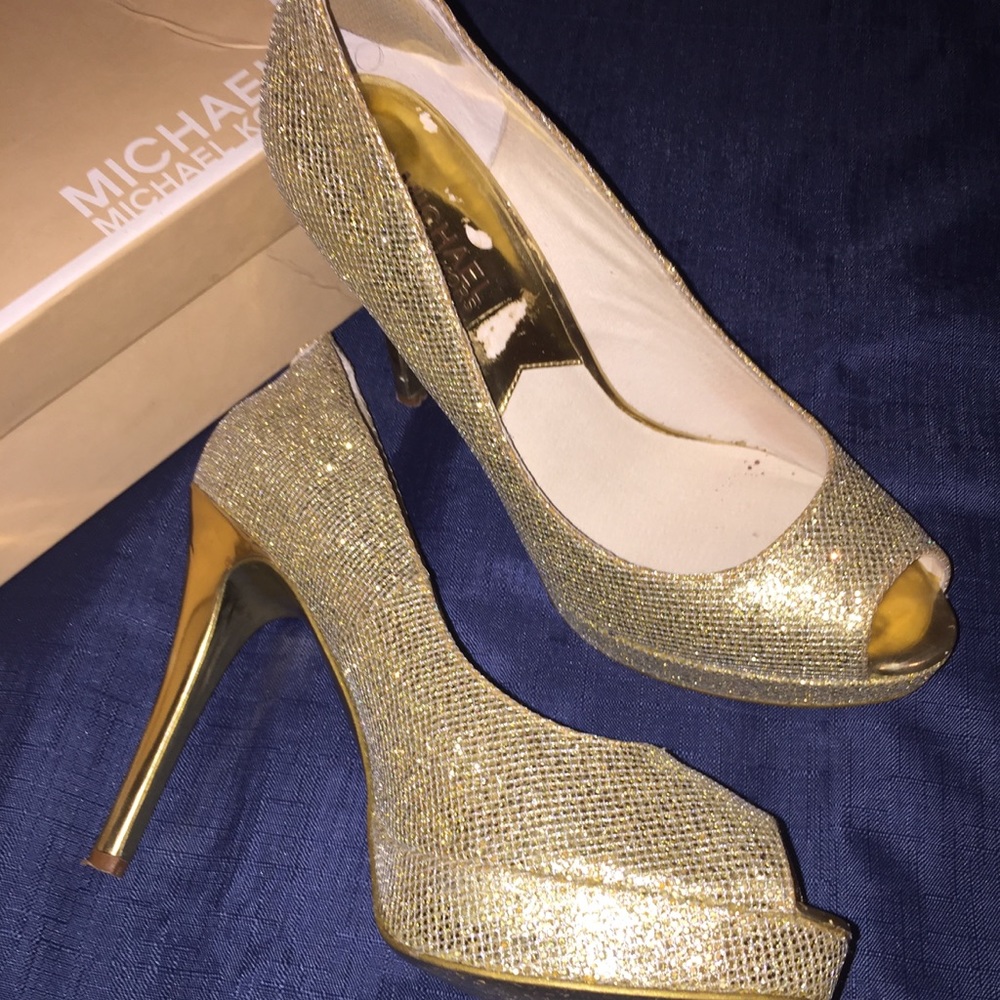 Mk Heels - Picture 2 of 5